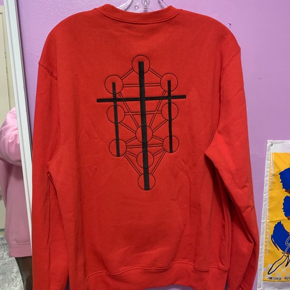 Red custom made champion sweater - Picture 3 of 3